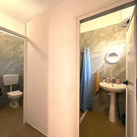 Hostel Old